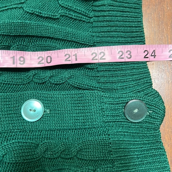 Vintage Green Cable Knit Button Up Cardigan Sz 40 Med EUC Beautiful Buttons - Picture 12 of 12
